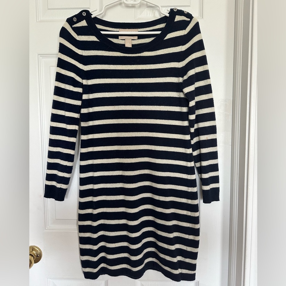 Banana republic navy and white dress. XS